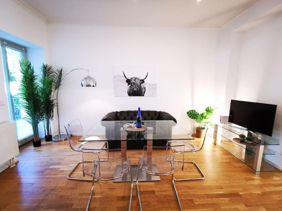 Inval L Rockchair Apartments L Modern Maisonette In City Center "Mitte" 2 Bedrooms Boxspringbeds 2 Bathroom Welcomes You! Берлин Екстериор снимка